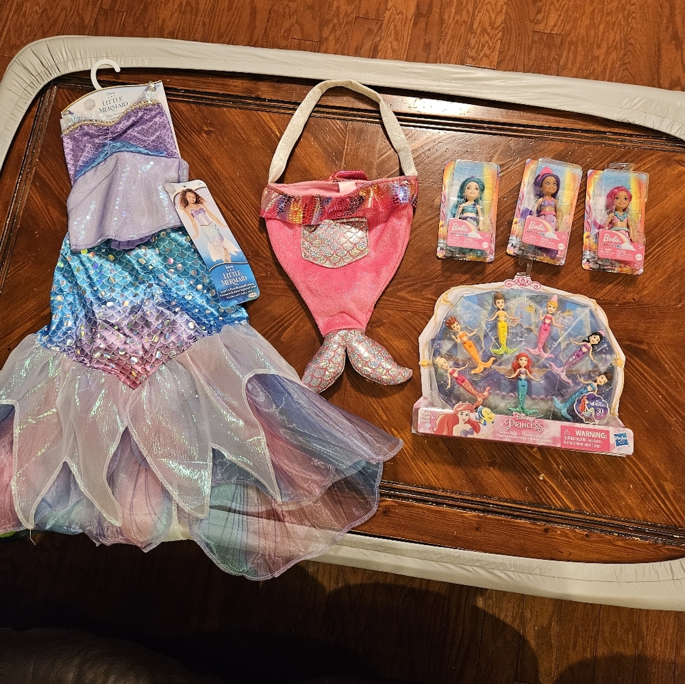 Little Mermaid lot with Ariel Costume